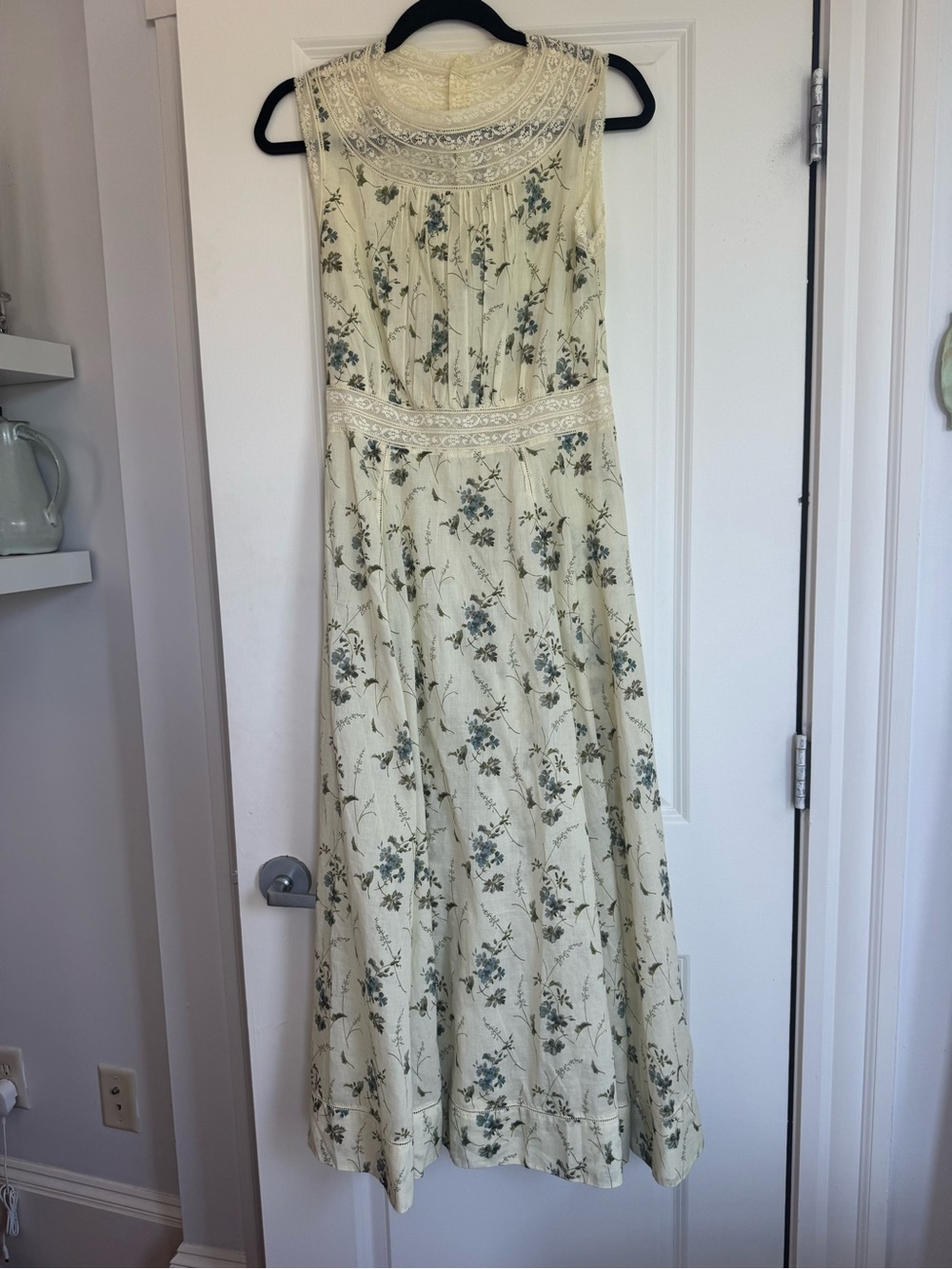 Doen Liliana Floral Lace Dress - Picture 9 of 10